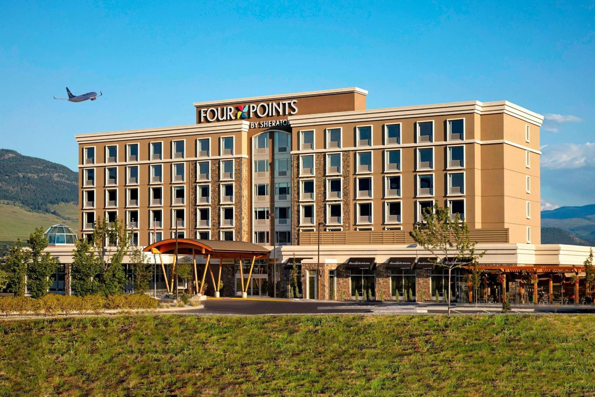 Four Points By Sheraton Kelowna Airport Hotel Exterior photo